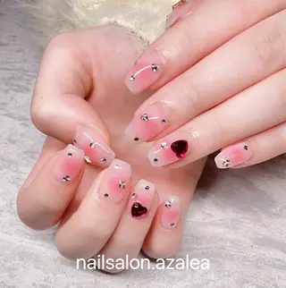 ネイル R inのネイルデザイン