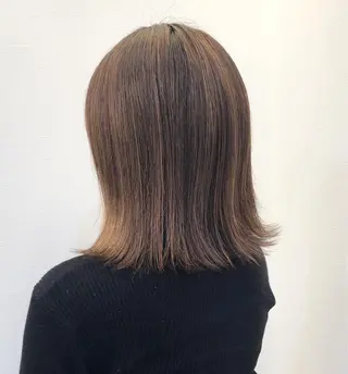 カラー ツノガイ エリのヘアスタイル