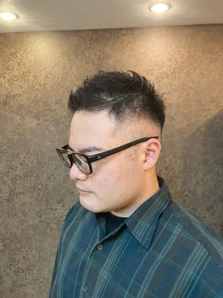 ショート メンズ トミモト アユムのヘアスタイル
