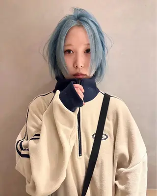 カラー airi໒꒱·ﾟ /デザインカラーのヘアスタイル