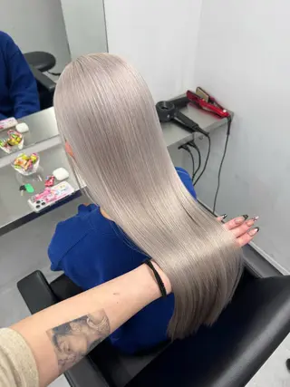 ロング カラー 透明感/ 艶ハイトーン/梨桜のヘアスタイル