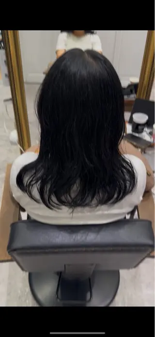 ミディアム 透明感イルミナカラー /寒色/MOMOKAのヘアスタイル