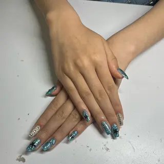 ネイル IROHA nail Ami🐊🎀のネイルデザイン