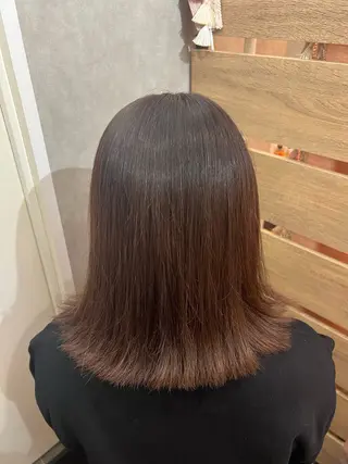 ミディアム カラー 山口 彩乃のヘアスタイル