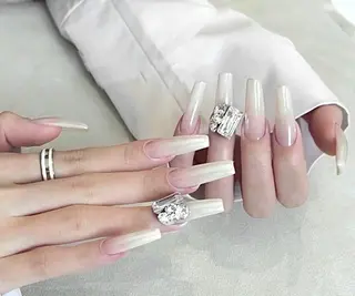 ネイル D-BEAUTY Nailsalonのネイルデザイン