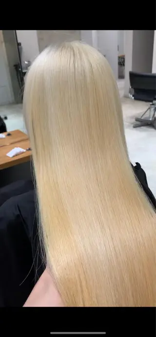 ロング カラー れい🫧 ハイトーン特化のヘアスタイル