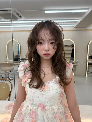 ロング カラー ゆい 似合わせカットのヘアスタイル