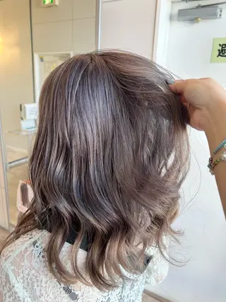 カラー 🍏すがの みき🍏のヘアスタイル