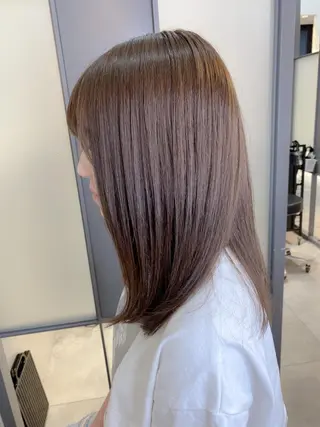 セミロング カラー 【透明感、艶髪】西村 有司のヘアスタイル