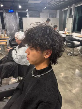 メンズ 🪽直毛男子の救世主 🪽フェザーパーマのヘアスタイル