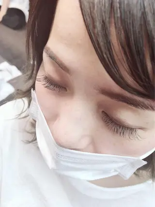 マツエク・マツパ 大山 莉奈のヘアスタイル