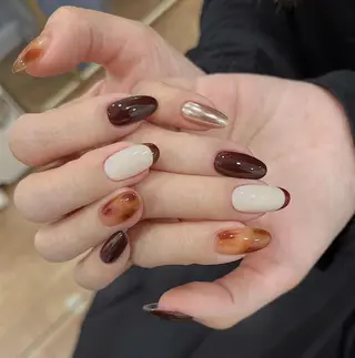 ネイル Queens 榊 まおのネイルデザイン