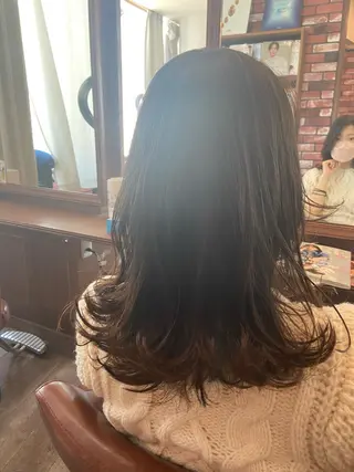 セミロング 眞壁 華子のヘアスタイル