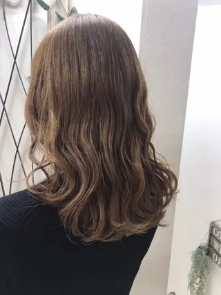 セミロング パーマ 似合わせまつパ× 透け感カラー/ゆりのマツエク・マツパデザイン
