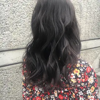 セミロング カラー 前濱 ノゾミのヘアスタイル