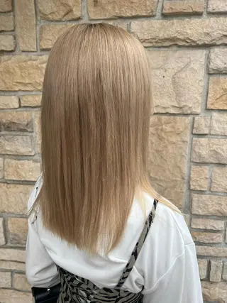セミロング miku 三ノ輪のヘアスタイル
