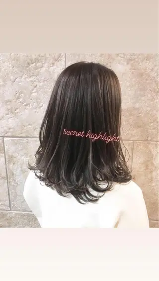 セミロング カラー 斉藤 貴也のヘアスタイル