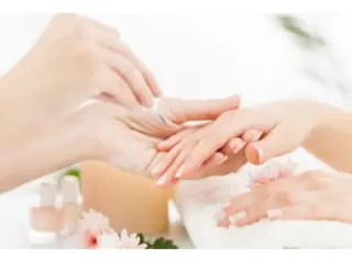ネイル LUCULIA 渡邉のネイルデザイン