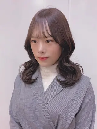 ミディアム カラー ヘアアレンジ 柔らか垢抜けｶﾗｰと ｶｯﾄ🫧ASUKAのヘアスタイル