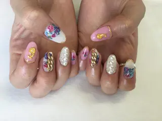 ネイル 💎🐰 saki. m 🐰💎のネイルデザイン