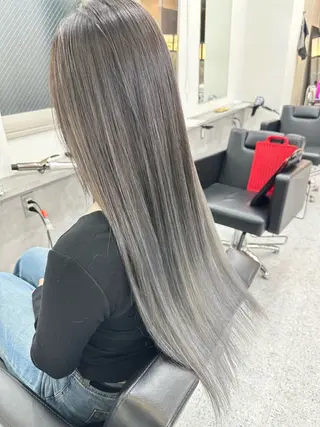 ロング カラー ヘアアレンジ 久米 治仁のヘアスタイル