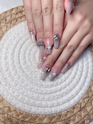 ネイル M🌷nail 長さだし専門店のネイルデザイン