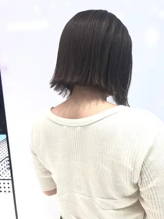 ミディアム カラー 相川 愛実のヘアスタイル