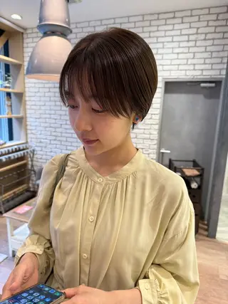 ショート 🩰 柔らかいカラー tomomi🌛のヘアスタイル