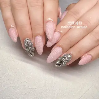ネイル R inのネイルデザイン