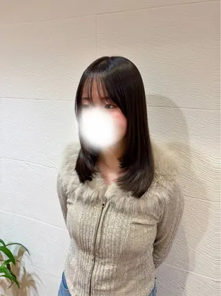 ミディアム ayane / ロングレイヤーカットのヘアスタイル