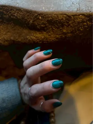 ネイル ニコネイル三軒茶屋店所属・yui nailのネイルデザイン