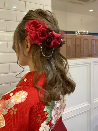 ミディアム 粟田 めぐみのヘアスタイル
