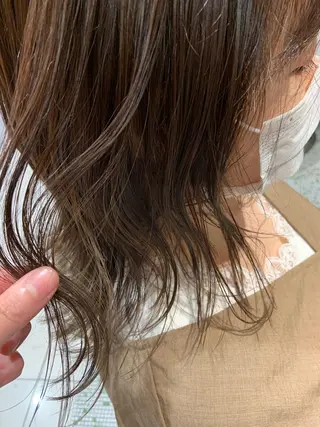 カラー yaya✂︎ 美髪/艶カラーのヘアスタイル