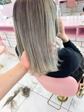 ミディアム カラー 心斎橋/ブリーチ minamiのヘアスタイル