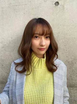 ミディアム レイヤーと顔まわり 大好き❣️関口拓馬のヘアスタイル