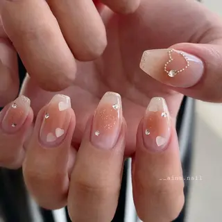 ネイル Nailist Ainaのネイルデザイン