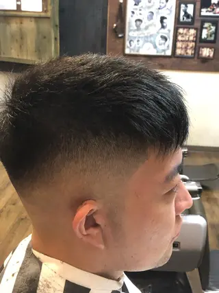 ショート ナイルプラス ヨウのヘアスタイル
