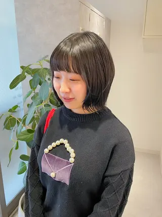 ミディアム ダブルカラー,透け カラーHINARIのヘアスタイル