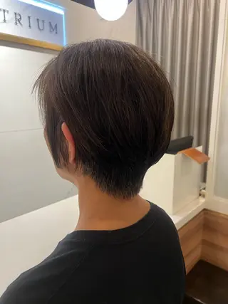 ショート 村中 逸紀のヘアスタイル
