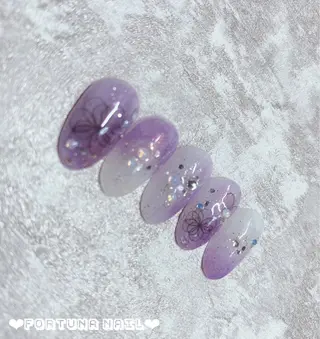 ネイル Nail •Head スパFortunaのネイルデザイン