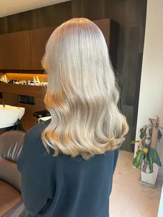 セミロング 韓国ヘア🇰🇷/ みずき/レイヤーのヘアスタイル