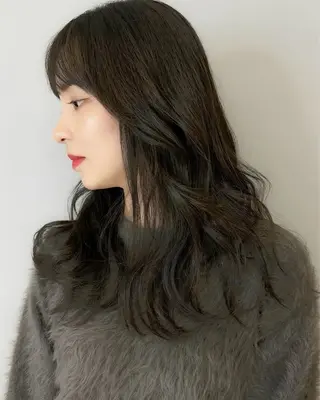 ロング カラー 田中 優衣 @yuiha.krのヘアスタイル