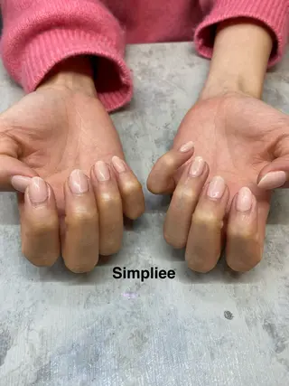 ネイル シンプリーワン 渋谷店🪄MOENAのネイルデザイン