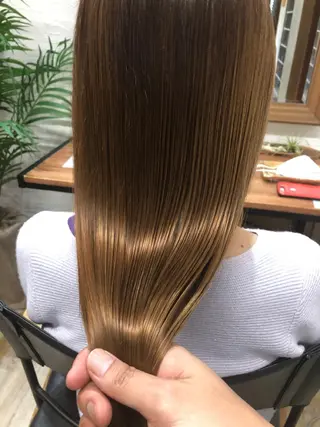 ロング 酸性縮毛矯正　美髪 特化サロン　八百村のヘアスタイル