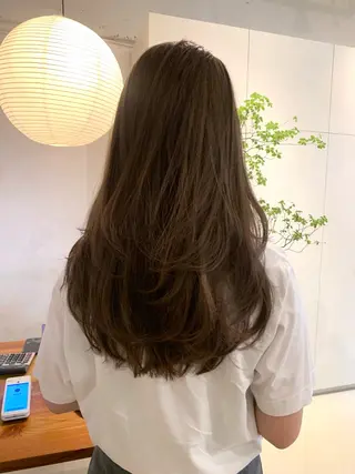 ロング カラー 落合希 Olivebeigeのヘアスタイル