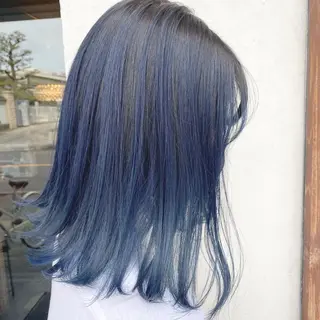ミディアム カラー あさだ しゅうたろうのヘアスタイル