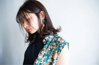 ミディアム THREE byKEEPのヘアスタイル