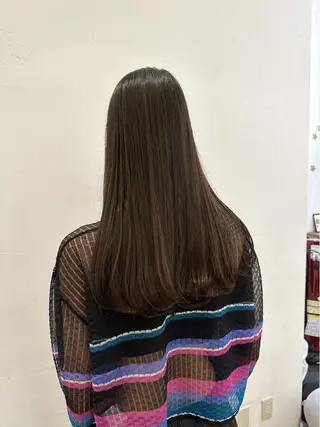 ロング 越後 遥/ 透明感カラー🪞🤍のヘアスタイル