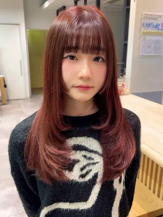ロング カラー LUCK 本厚木店のヘアスタイル