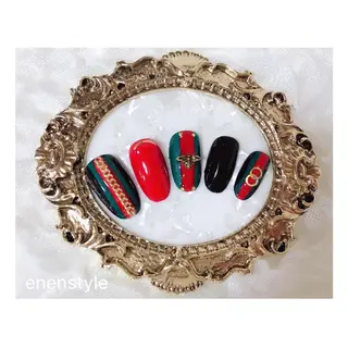 ショート ネイル 👑enen style👑のネイルデザイン